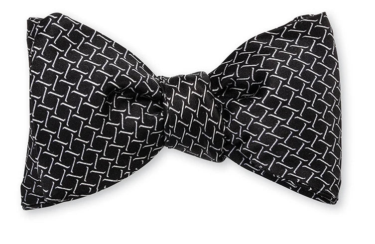 Black Monroe Links Bow Tie