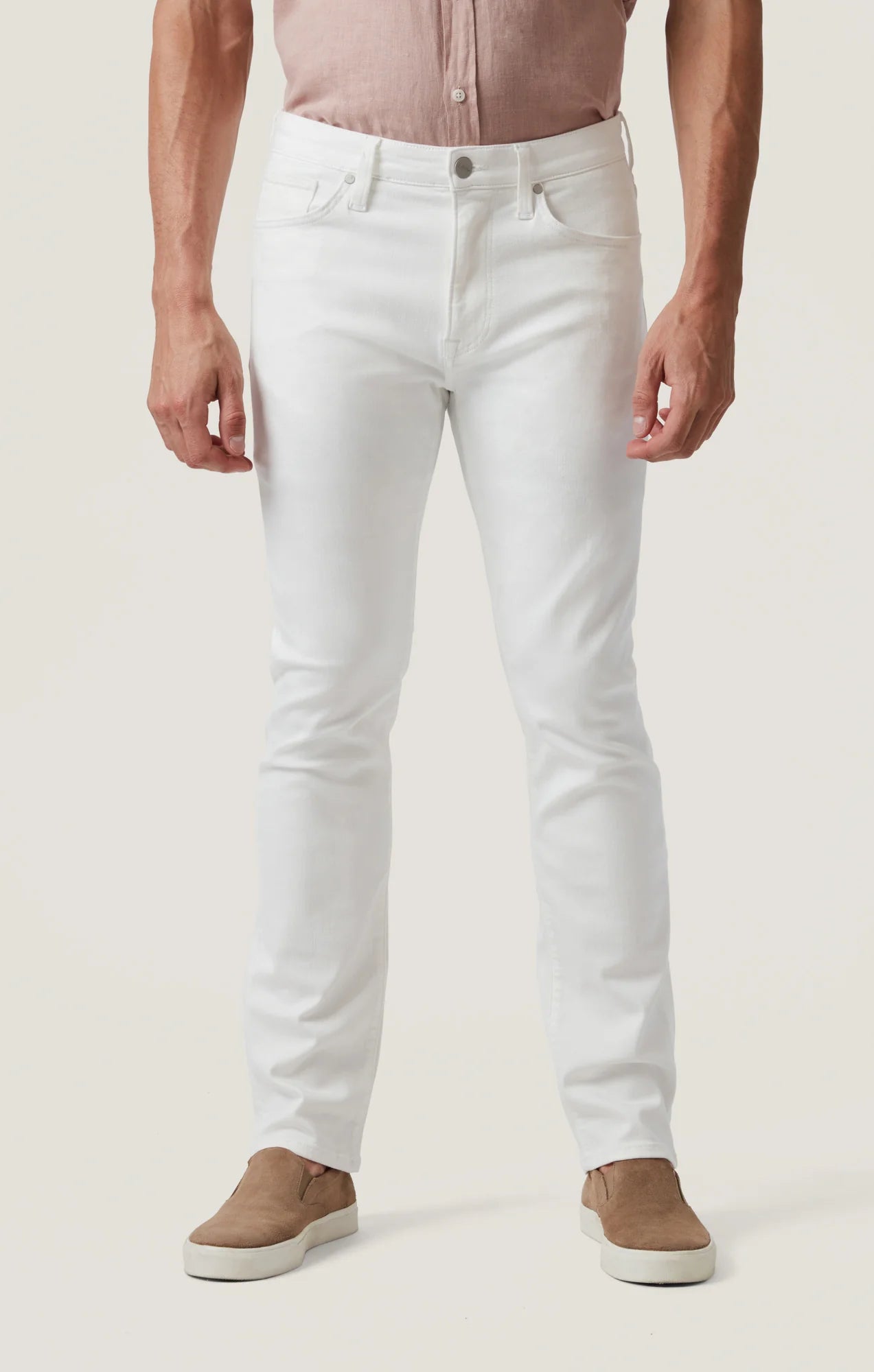 Courage Straight Leg Jeans in White Urban