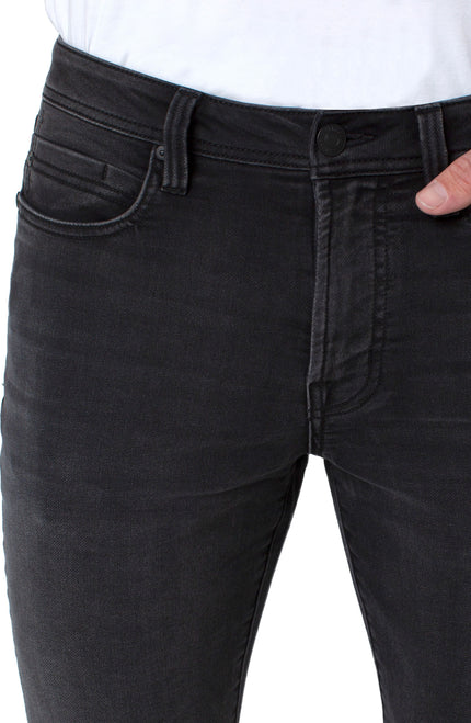 Regent Relaxed Straight Jeans - Bleecker